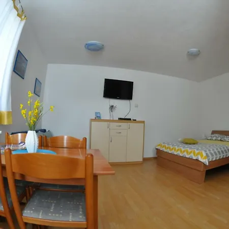 Apartma Brnistra Apartment Koper