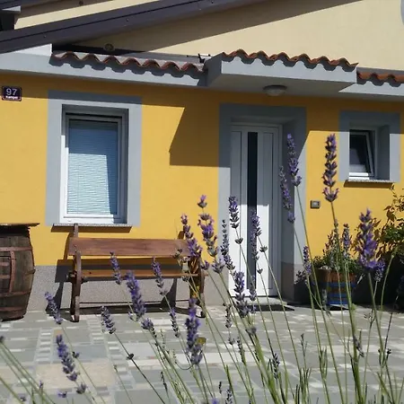 Apartma Brnistra * Koper