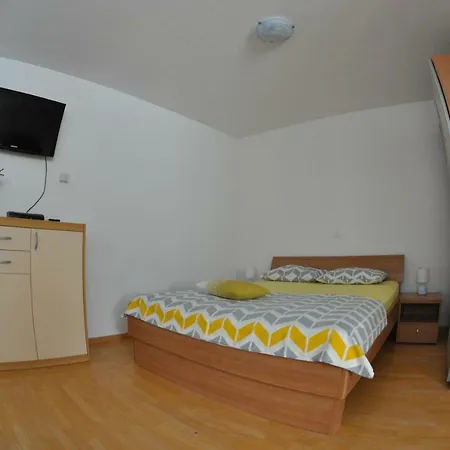 Apartment Apartma Brnistra *